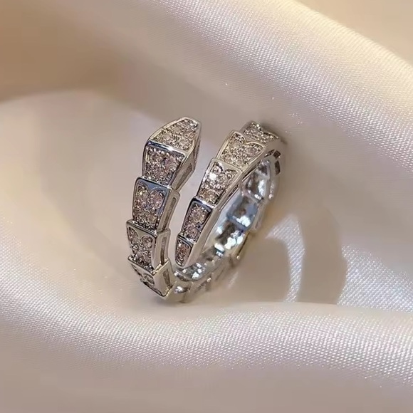 Serpenti Silver Crystal Adjustable Ring - Picture 3 of 6